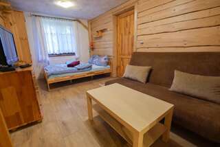 Проживание в семье Chata pod Skocznią Щирк Шале с двумя спальнями-8